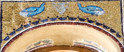 Ravenna, S. Apollinare Nuovo, Polli sultani con cantharos