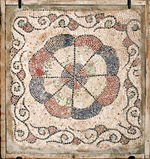 Pavimento musivo di S. Giovanni Evangelista, Decorazione geometrica a settori circolari policromatici